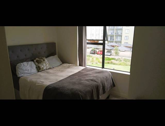2 BEDROOM APARTMENT TO LET IN ADMIRALS PARK